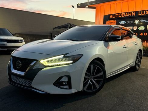 Used 2019 Nissan Maxima SR w/ Premium Package FWD image 6