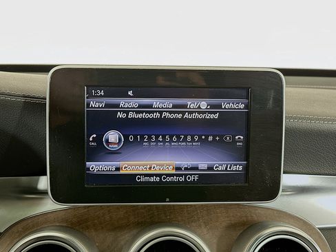 Used 2019 Mercedes-Benz GLC 350e 4MATIC image 19