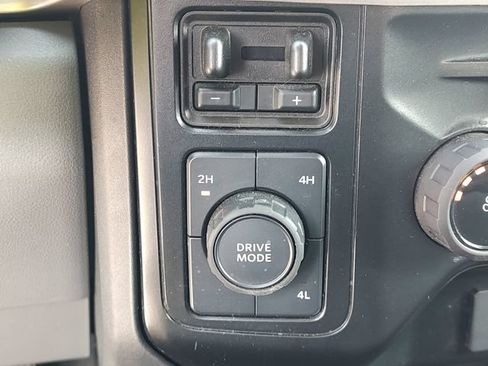 Used 2025 Ford F250 XLT AWD/4WD image 17