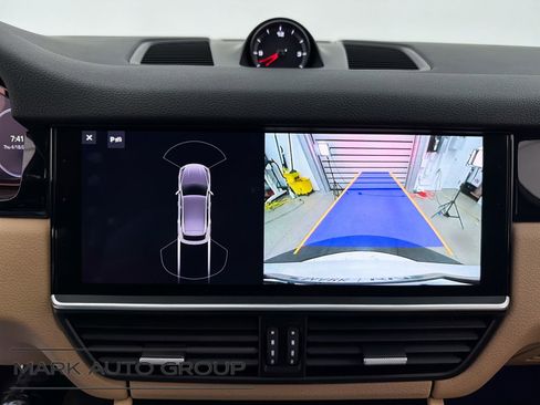 Used 2019 Porsche Cayenne S image 6