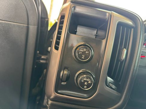 Used 2015 GMC Sierra 1500 SLT w/ All-Terrain Package AWD/4WD image 17