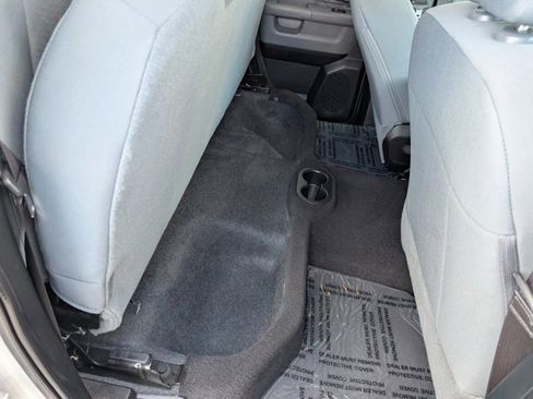 Used 2017 RAM 1500 Classic SLT image 27