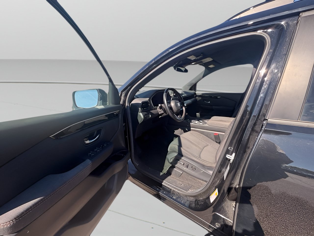 Used 2023 Honda Pilot Sport image 14