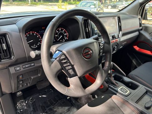 Used 2026 Nissan Frontier PRO-4X AWD/4WD image 33