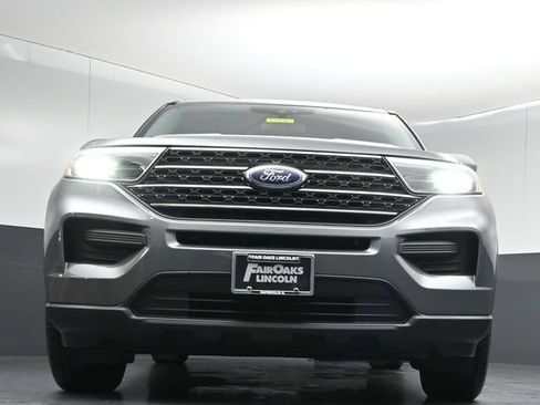 Certified 2022 Ford Explorer XLT w/ Class IV Trailer Tow Package AWD/4WD image 37