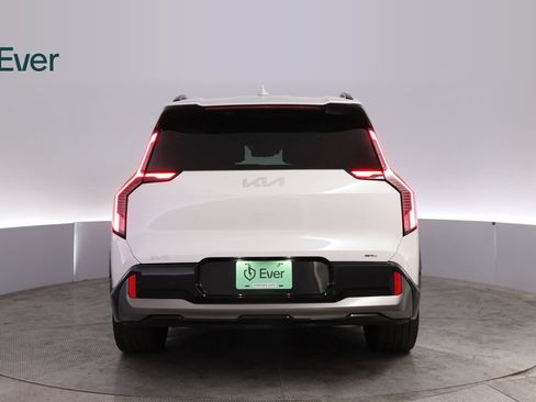 Used 2024 Kia EV9 GT-Line AWD/4WD image 15