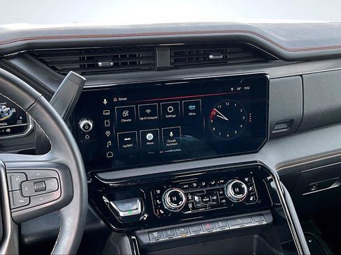 Used 2025 GMC Sierra 3500 AT4 w/ AT4 Premium Plus Package image 8