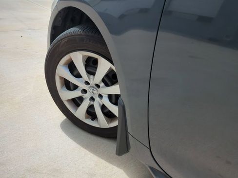 Used 2026 Toyota Corolla LE FWD image 10