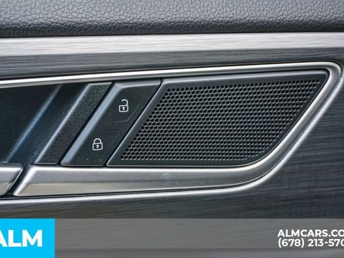 Used 2024 Volkswagen Atlas Cross Sport SE image 50