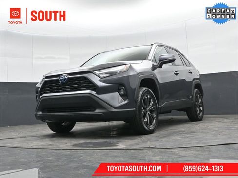 Used 2023 Toyota RAV4 XLE Premium image 46