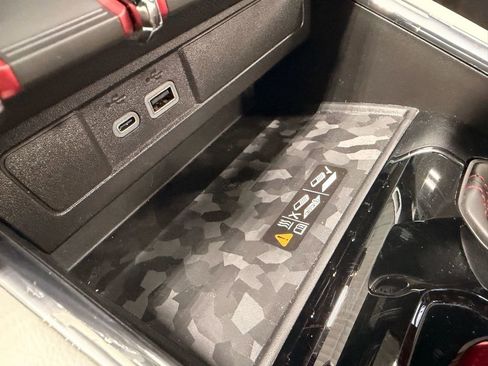 Used 2024 GMC Canyon AT4X AWD/4WD image 39