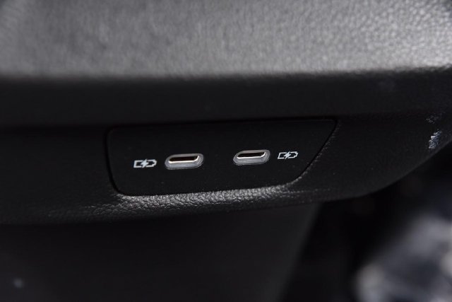 New 2026 Volkswagen Tiguan SE R-Line AWD/4WD image 24