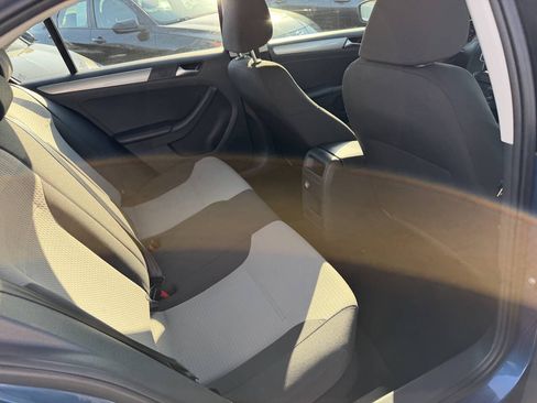 Used 2017 Volkswagen Jetta S FWD image 17