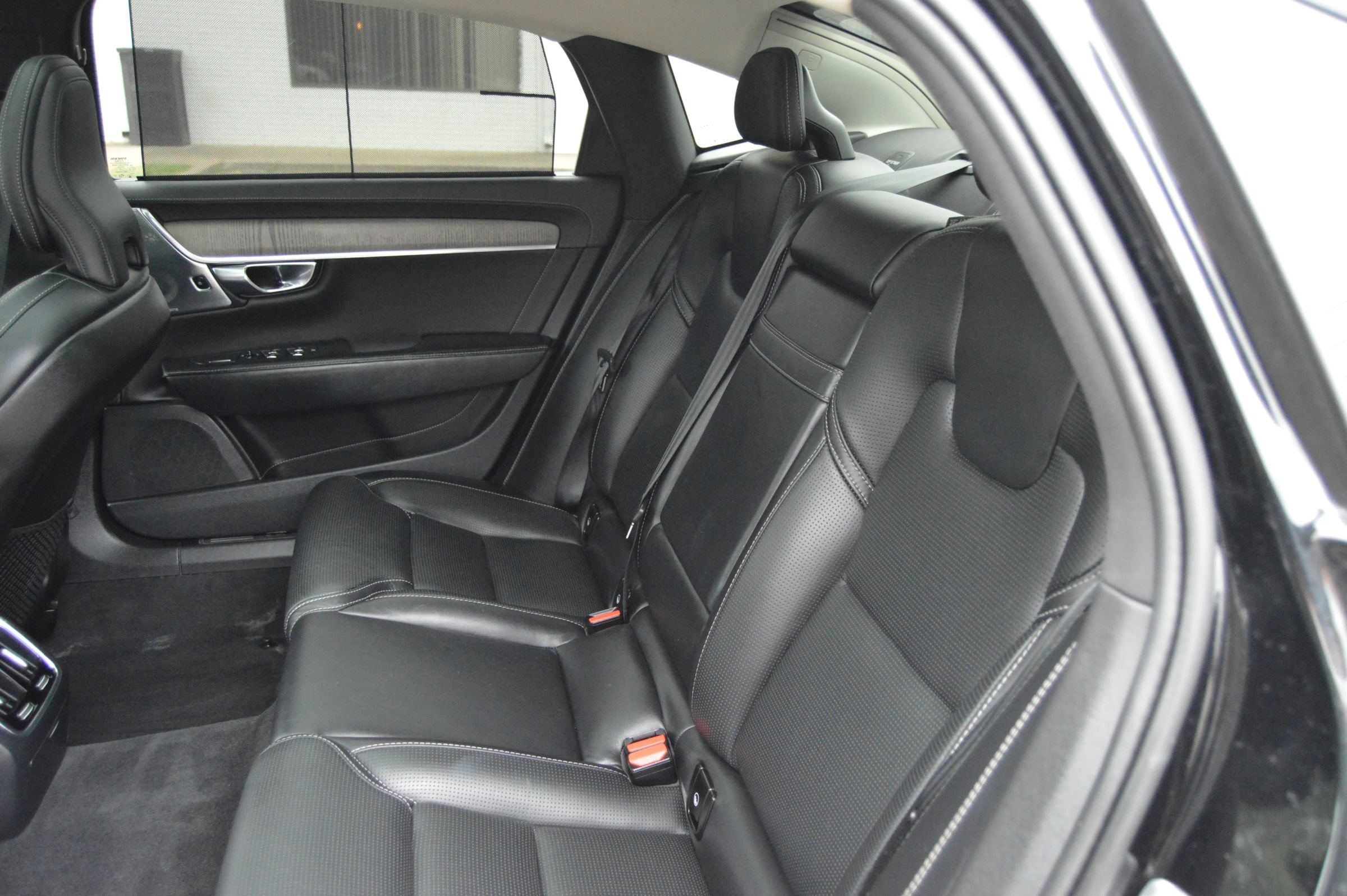 Used 2021 Volvo S90 T6 Inscription w/ Protection Package Premier AWD/4WD image 22