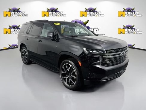 Used 2021 Chevrolet Tahoe RST w/ Luxury Package AWD/4WD image 3