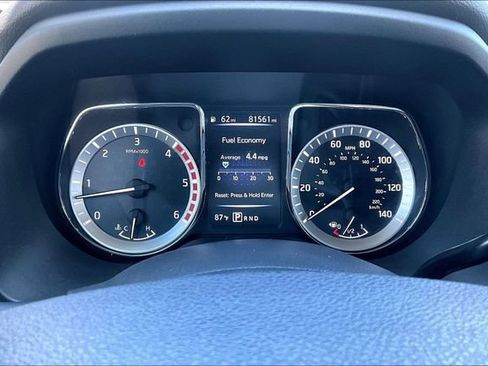 Used 2017 Nissan Titan SV RWD image 19