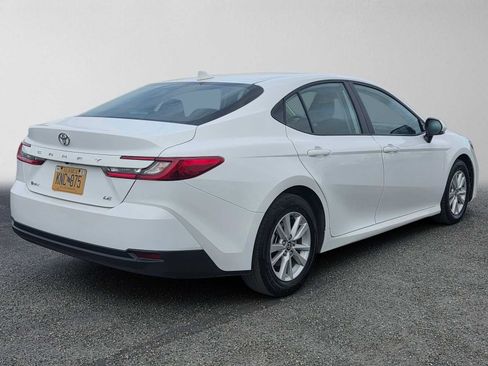 Used 2025 Toyota Camry LE FWD image 3