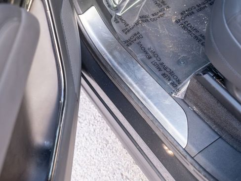 Used 2024 Land Rover Range Rover Sport SE image 17