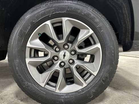 Used 2021 Chevrolet Silverado 1500 RST w/ Bed Protection Package image 14