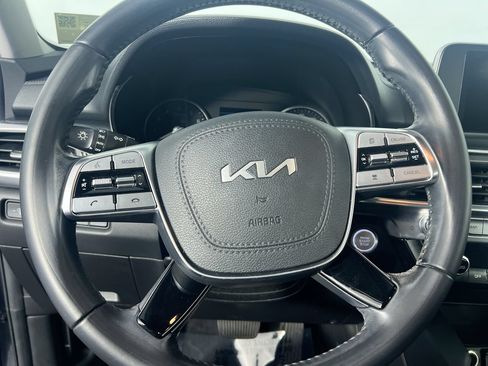 Certified 2022 Kia Telluride LX FWD image 11