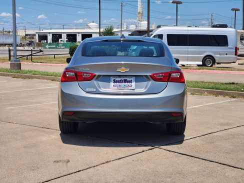 Used 2024 Chevrolet Malibu LT FWD image 8