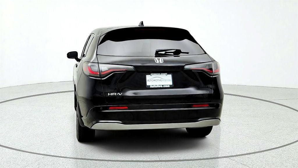 Used 2024 Honda HR-V EX-L image 6