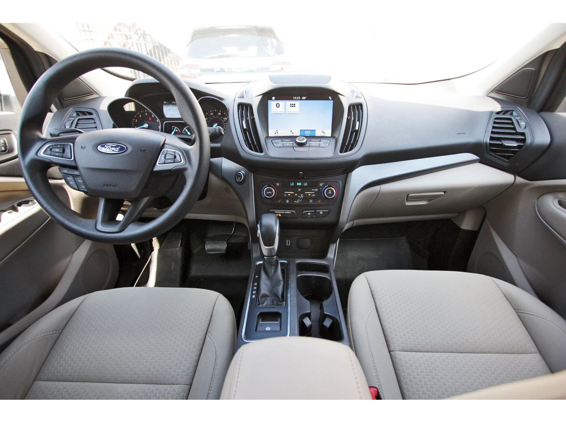 Used 2019 Ford Escape SE FWD image 11