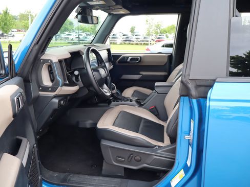 Used 2022 Ford Bronco Wildtrak AWD/4WD image 25