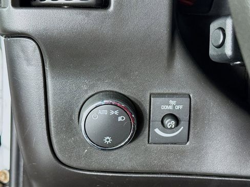 Used 2014 Chevrolet Express 1500 image 14