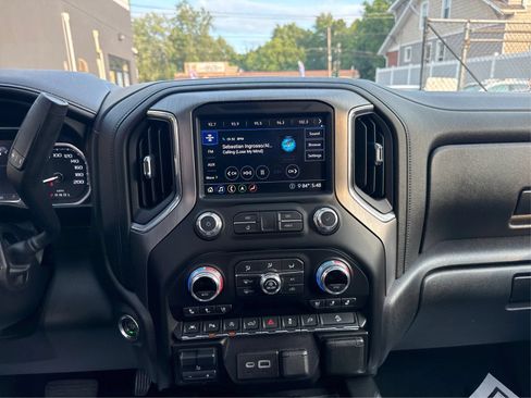 Used 2020 GMC Sierra 1500 Denali w/ Technology Package AWD/4WD image 14
