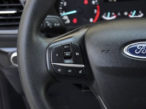 Used 2022 Ford Escape SE image 8