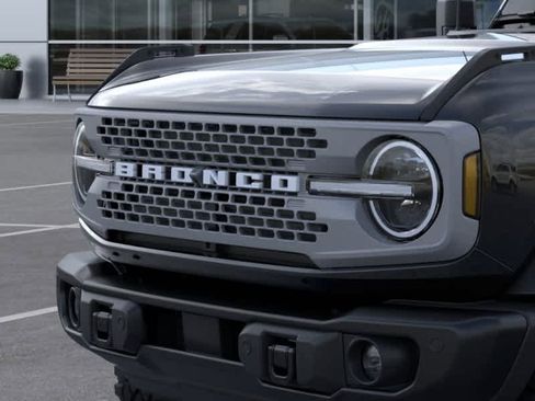 New 2025 Ford Bronco Badlands AWD/4WD image 19