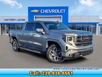 Used 2024 GMC Sierra 1500 SLT w/ SLT Premium Plus Package