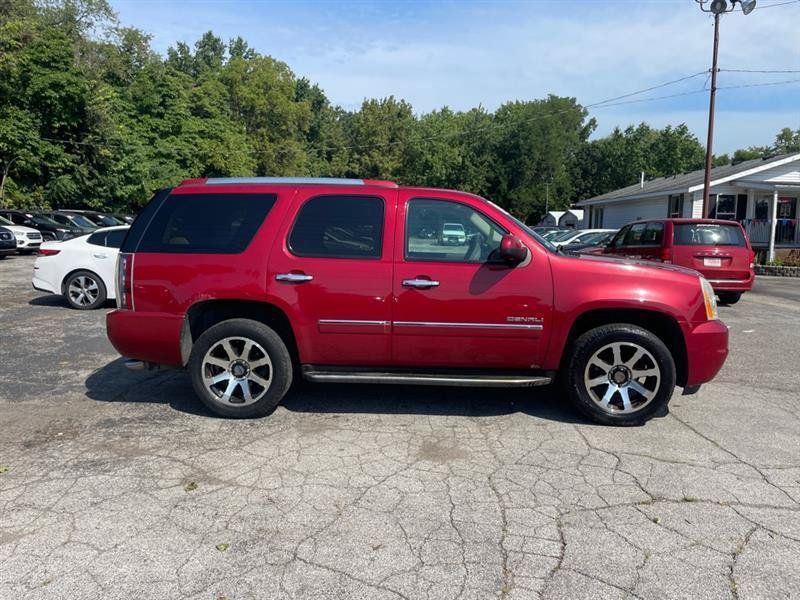 Used 2013 GMC Yukon Denali AWD/4WD image 4