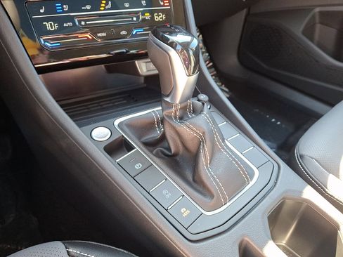 New 2026 Volkswagen Jetta SEL image 11