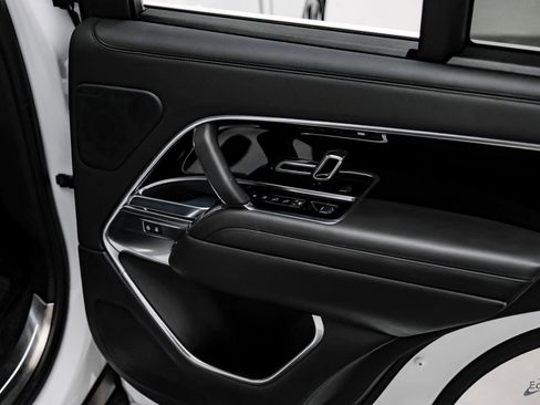 Used 2024 Land Rover Range Rover SE image 78