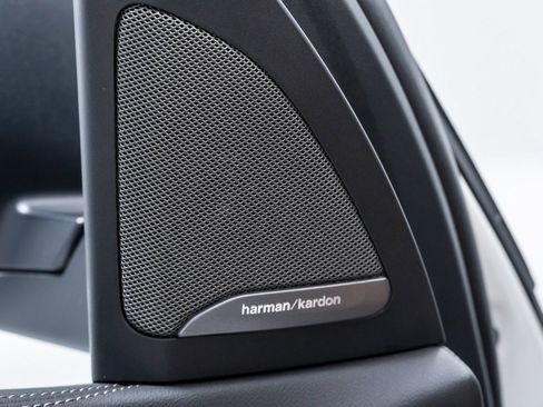 Used 2024 BMW X5 xDrive40i w/ Premium Package image 26