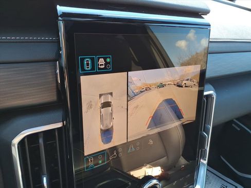 New 2026 GMC Acadia Elevation w/ Elevation Premium Package image 17