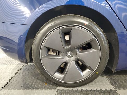 Used 2021 Tesla Model 3 Long Range image 7