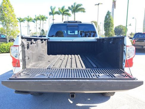 Used 2017 Nissan Titan Platinum Reserve image 13