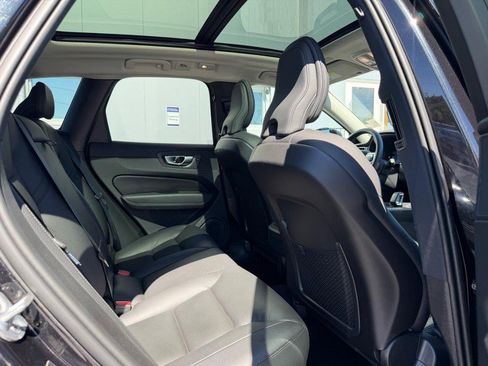 Certified 2024 Volvo XC60 B5 Plus w/ Protection Package Premier AWD/4WD image 11