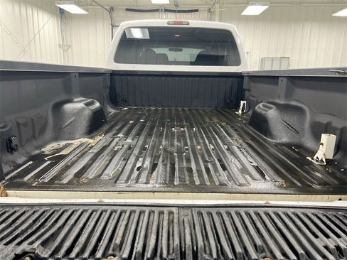 Used 2010 Ford F250 XL image 22