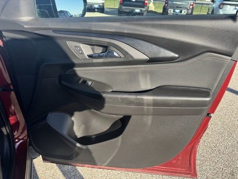 Used 2023 Chevrolet TrailBlazer RS image 29