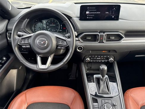 Used 2024 MAZDA CX-5 Carbon Edition image 16