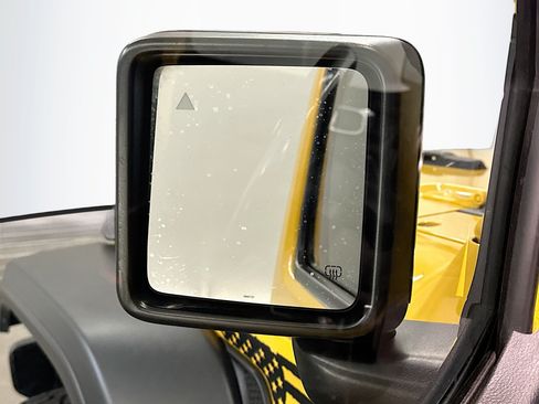 Used 2021 Jeep Wrangler Sport AWD/4WD image 16