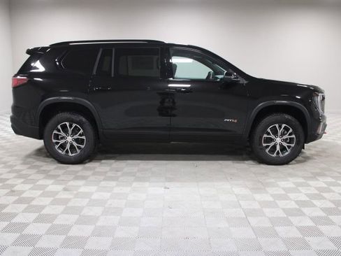New 2026 GMC Acadia AT4 w/ Luxury Package AWD/4WD image 13