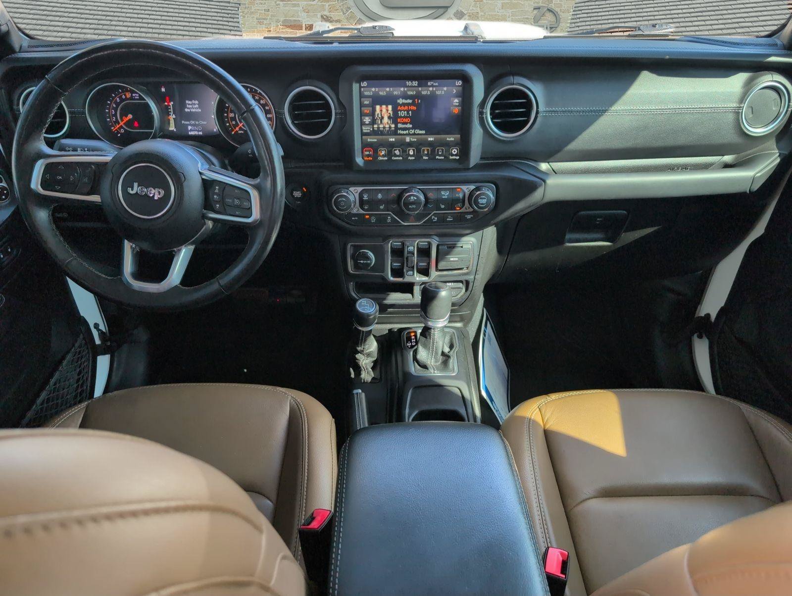 Used 2020 Jeep Gladiator Overland AWD/4WD image 16