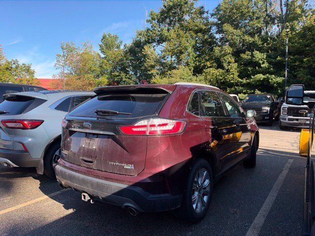 Used 2020 Ford Edge Titanium w/ Class II Trailer Tow Package AWD/4WD image 4
