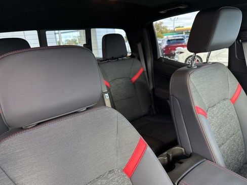 New 2025 Chevrolet Colorado Z71 AWD/4WD image 31