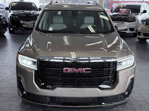 Used 2023 GMC Acadia Denali w/ Denali Ultimate Package image 3